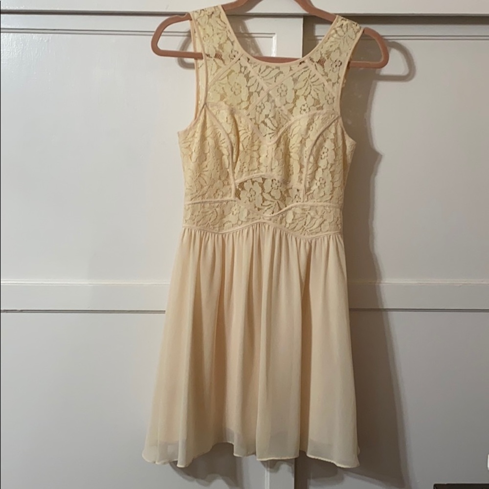 BCBG Semi Formal Peach Dress Wedding Date Night